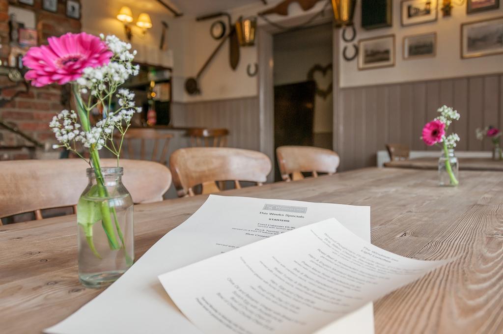 The Windmill Inn Horsham Exterior photo